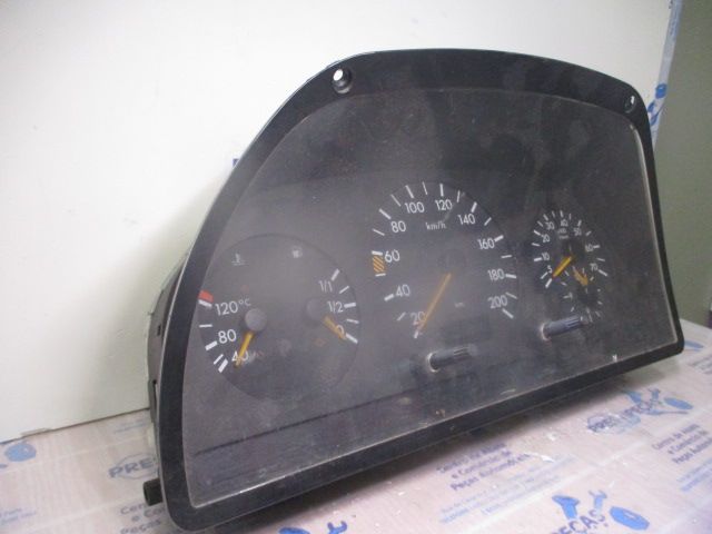 Quadrante / painel de instrumentos MERCEDES-BENZ Vito Combi (638)