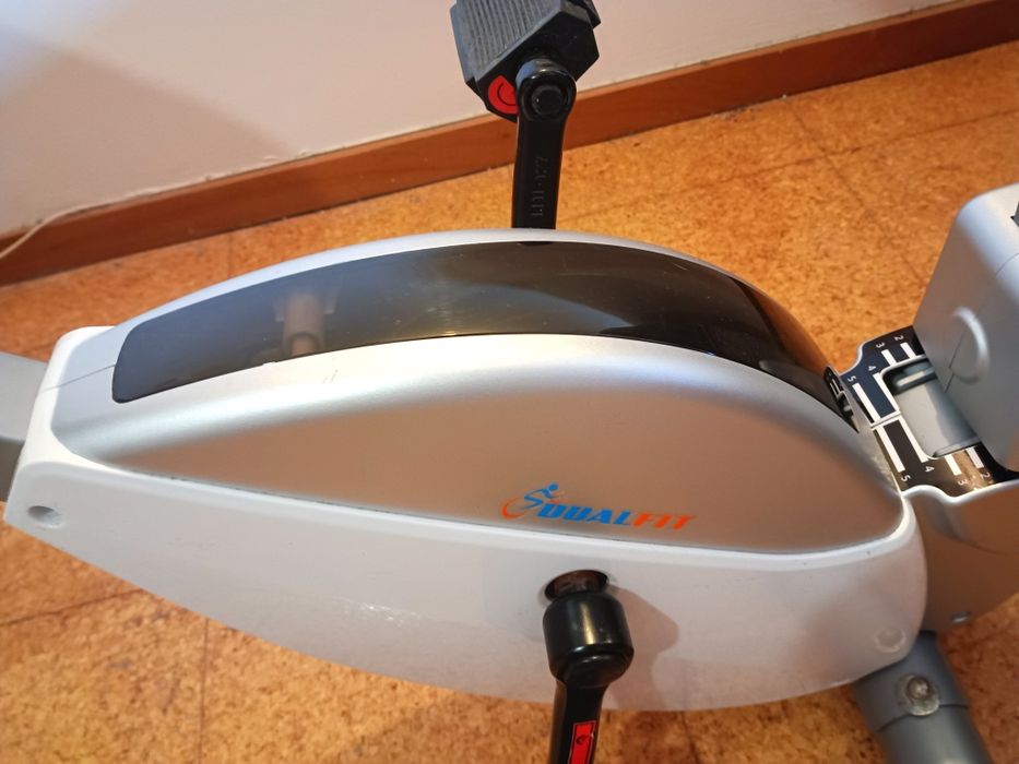 bicicleta estática/recumbente dobrável e multifuncional, do modelo DualFit