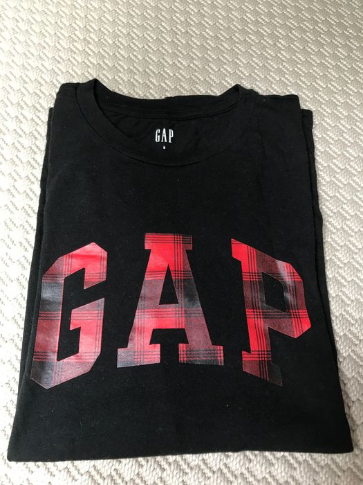 T-shirt z długim rękawem GAP. Rozmiar S