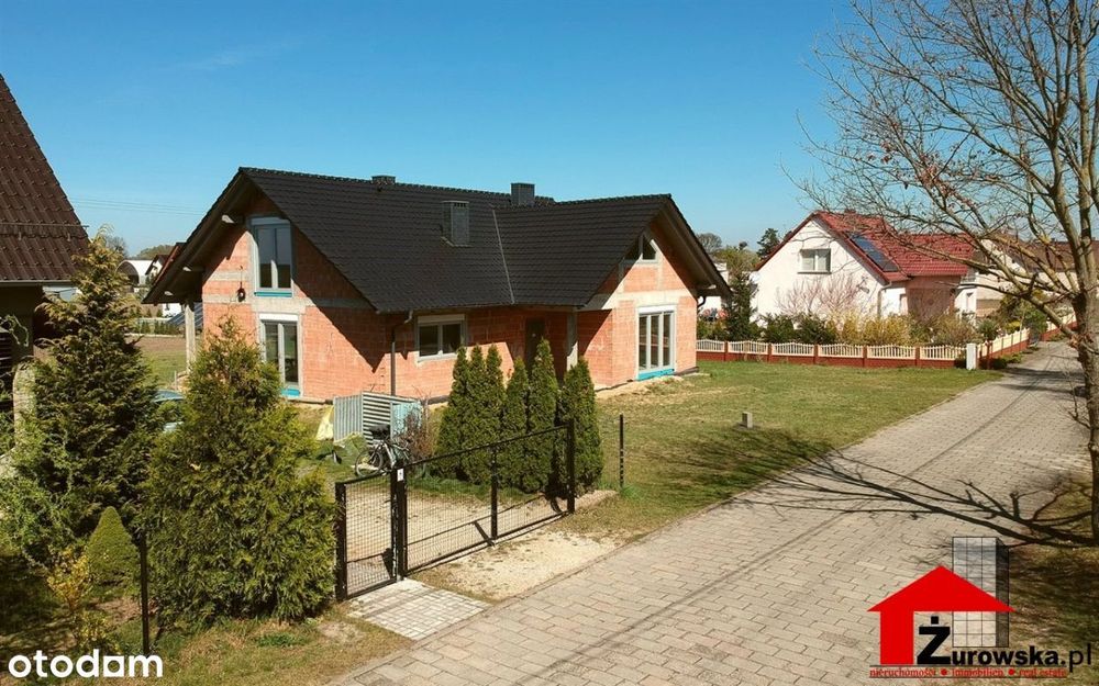 Chorula. Dom z rozmachem, podwyższony standard.