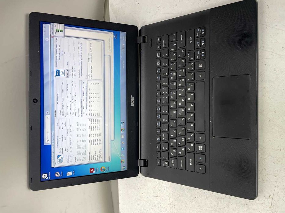 Ноутбук Acer Aspire ES1 сверхлегкий, батарея 4 часа