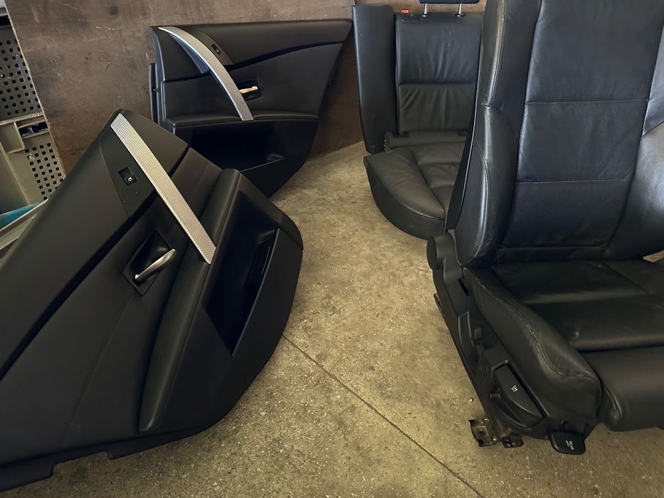 Conjunto de Bancos PACK M em pele BMW E61 520D 525D 530D