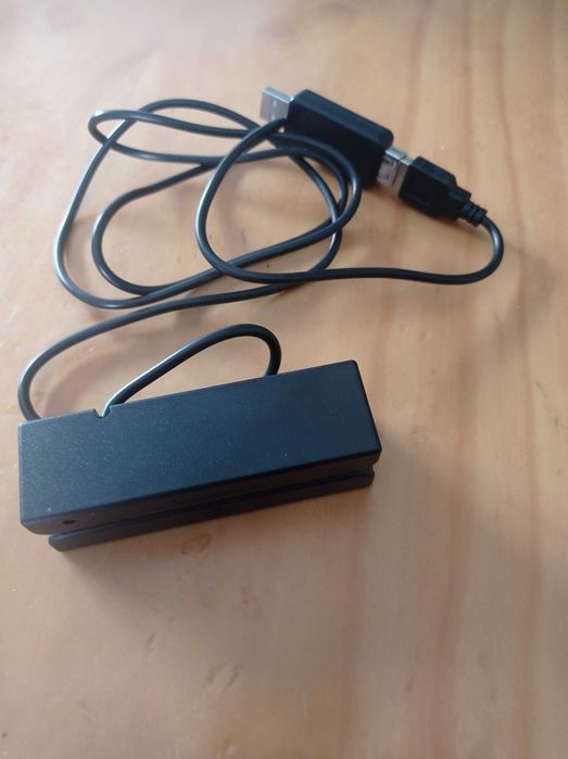 Leitor de cartões de banda magnética