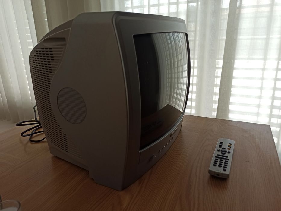 Televisão (a funcionar)