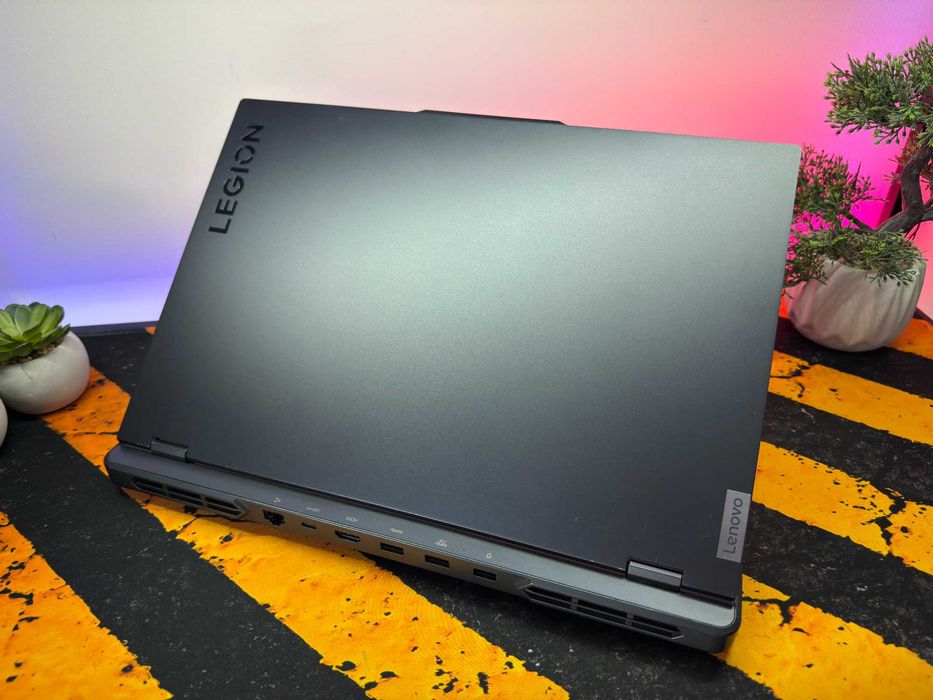 Lenovo Legion PRO 5, rtx4070, i7-13700hx, 32gb, 1tb, 165hz