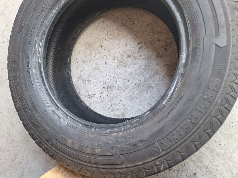195/70 R15c Semperit пара