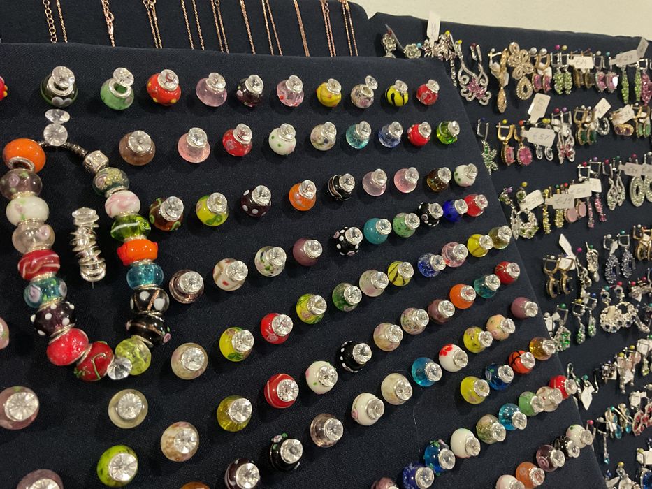 Pulseiras pedras de coleção vidro murano porcelana trabalhadas