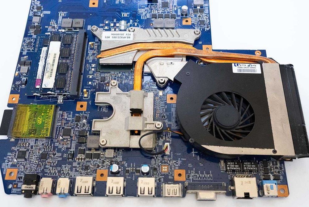 Материнская плата Acer Aspire 7736