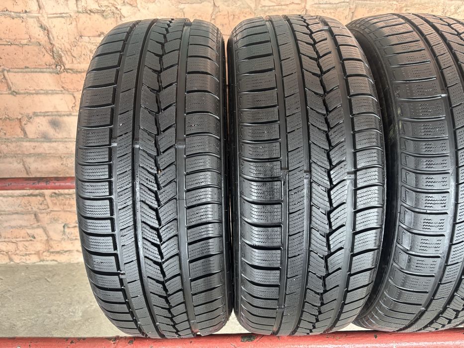 Комплект Зимових шин 225/60R16 Nexen