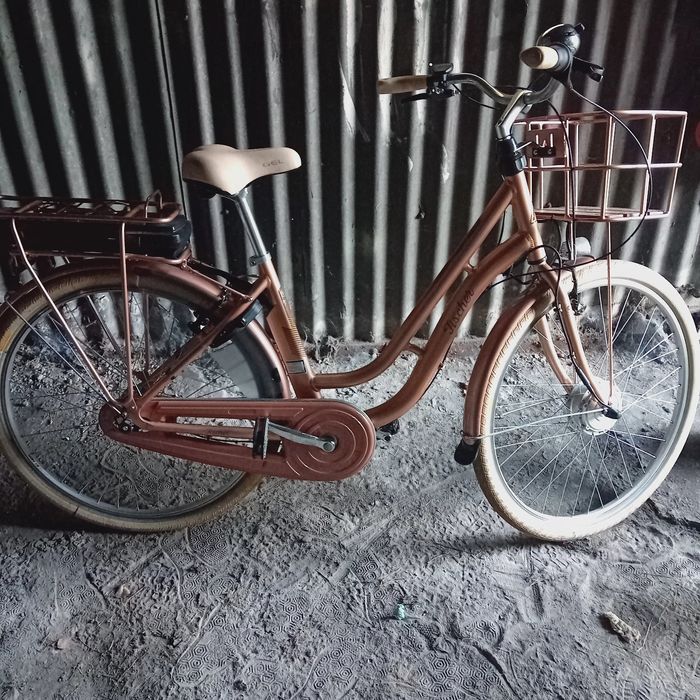 Rower elektryczny damski