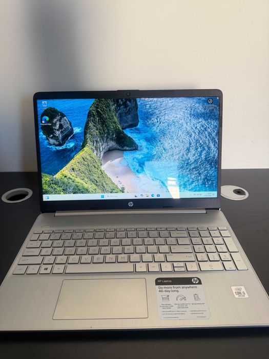 Laptop HP, idealny do zadań biurowych - Intel Core I3 10gen. | M2 + Windows 11, idealny stan!