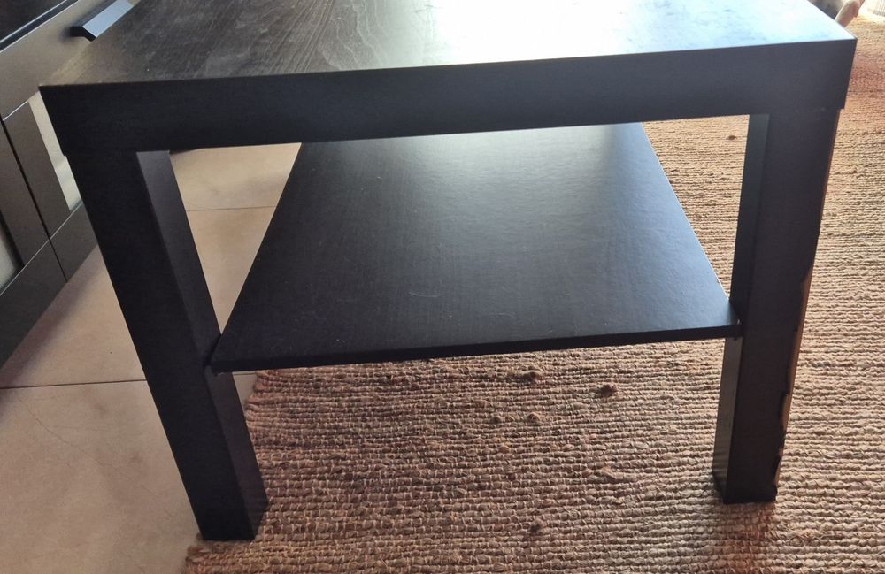 Mesa contraplacada preta