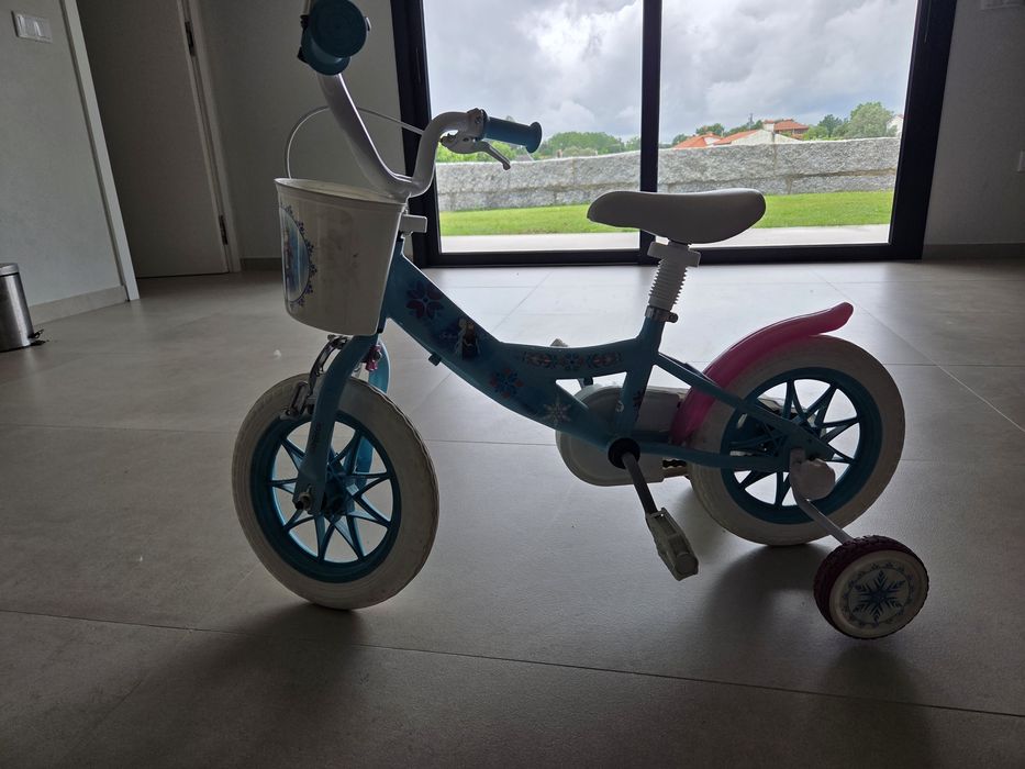 Bicicleta Frozen com rodas (extraíveis)