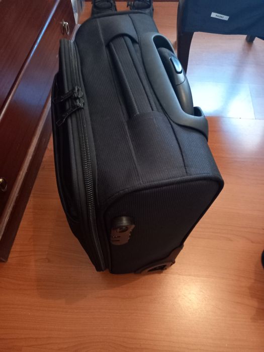 Trolley de Viagem Novo