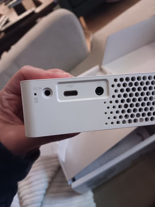 Projector portatil LG PH30JG