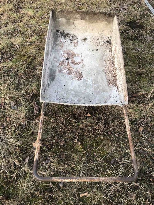 Тачка строительная,садовая б/у