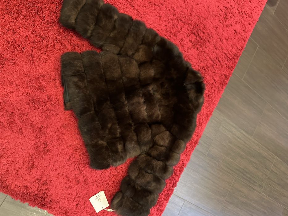 Продам песцовую шубку