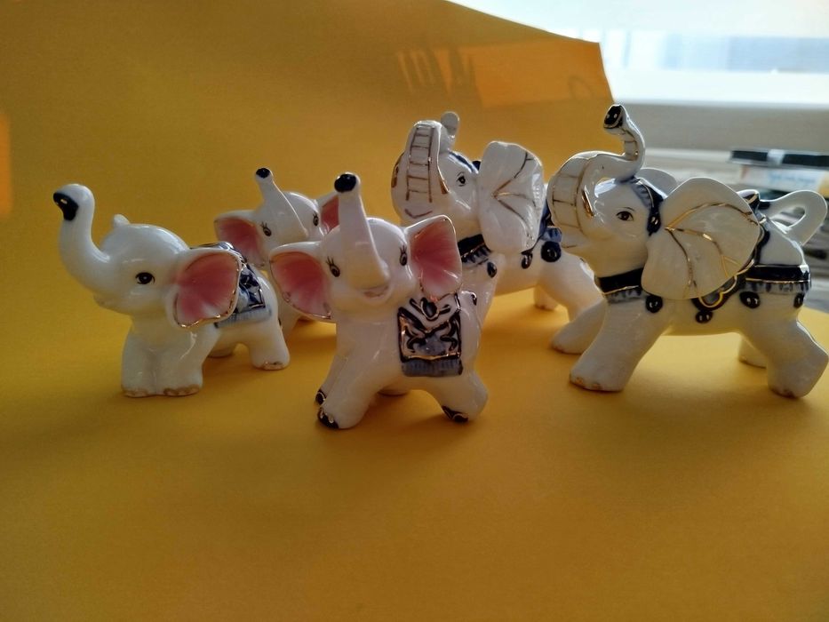 Figurki słoni porcelana