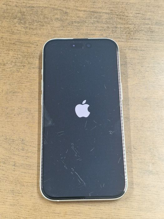 Apple iPhone 15 sprawny