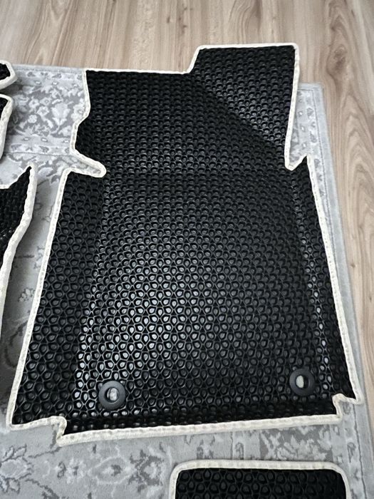 Dywaniki gumowe do MG HS Hybryd +