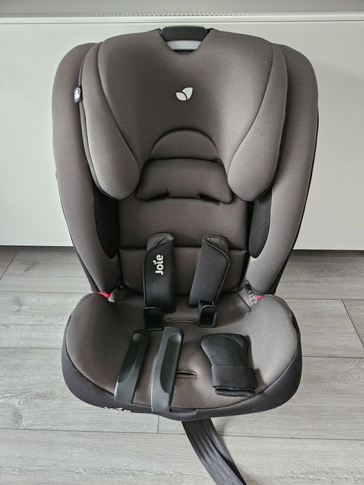 Fotelik samochodowy Joie Bold R (grupa I, II, III, 9-36 kg)