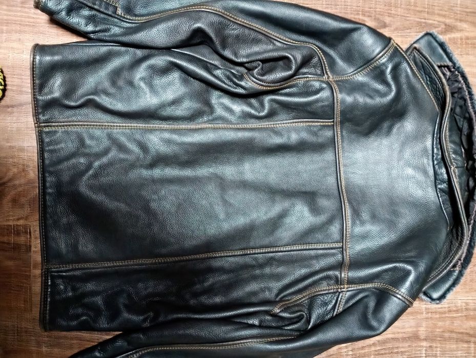 Куртка шкіряна бу