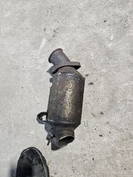 Katalizator Audi Skoda volkswagen seat puszka kat dpf kolektor wydecho