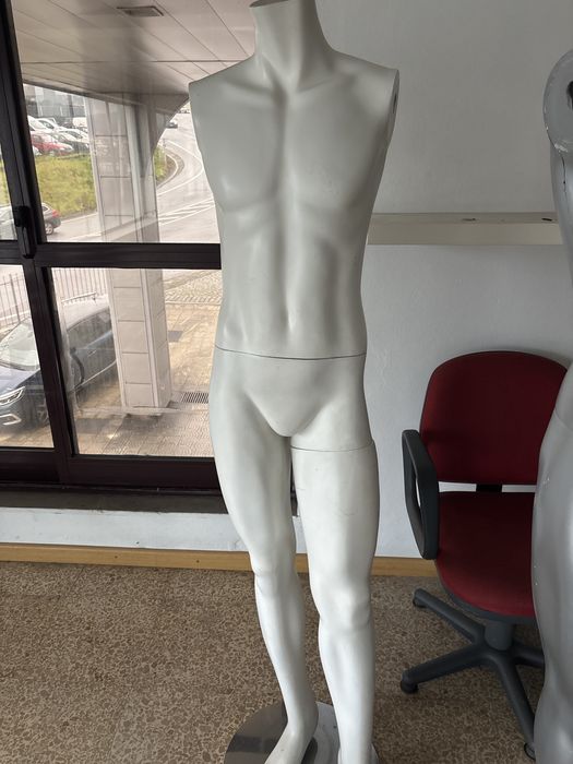 Manequim homem completo