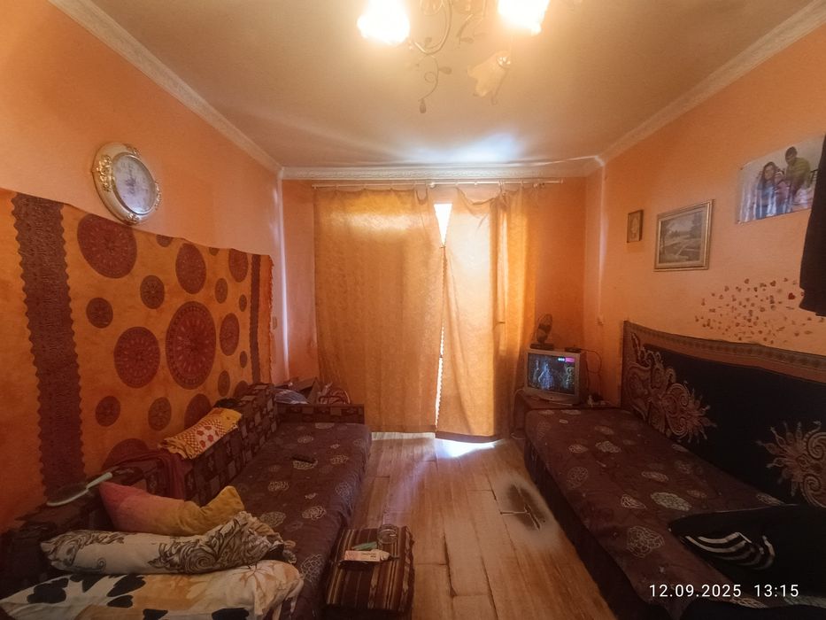 Продаж 2кім квартири 2/3