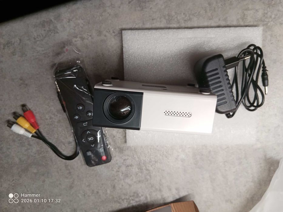 LED mini projektor