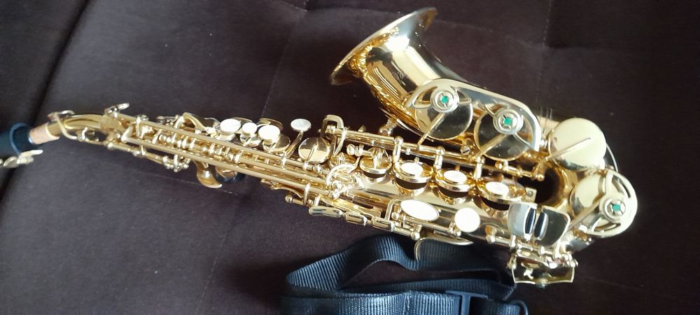 Saksofon sopranowy ,ustnik ,kplfuterał