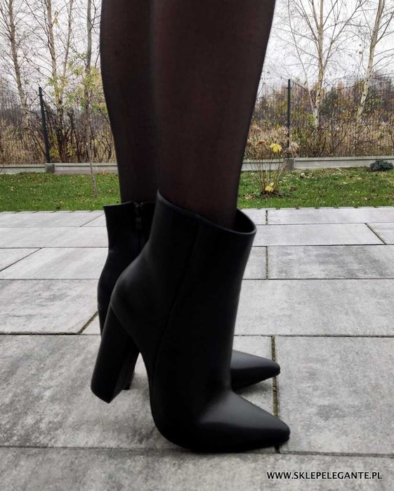 BOTKI KLASYCZNE eleganckie NA SŁUPKU W SZPIC czarne 39 40