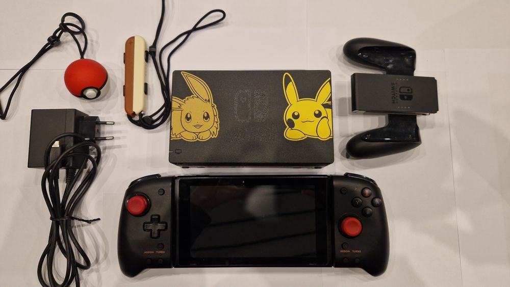 Nintendo Switch edição Pokémon Let’s Go Pikachu/Eevee