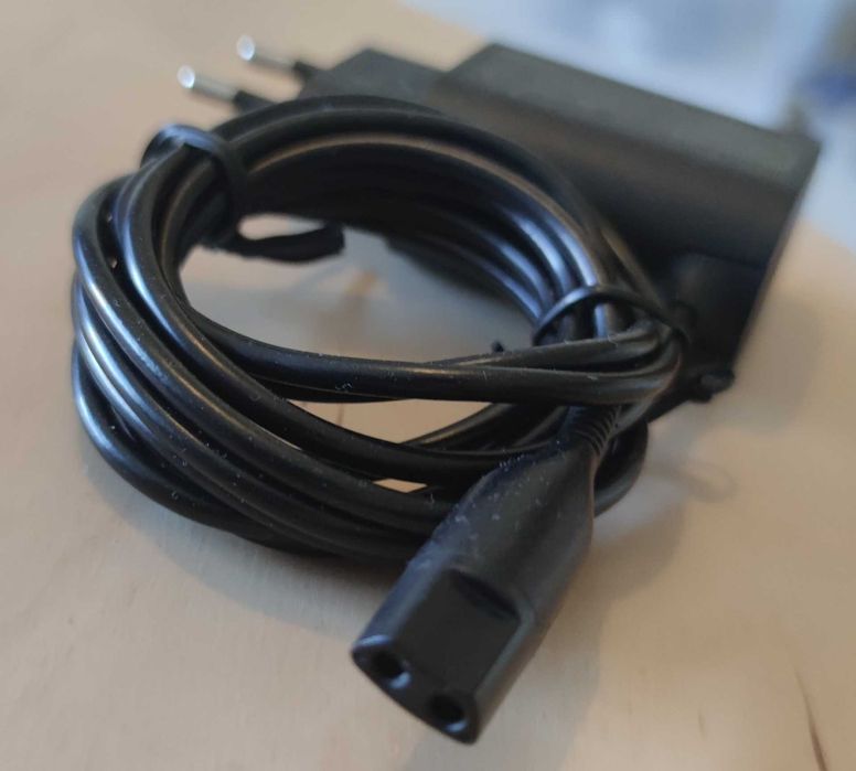 Carregador da marca Braun