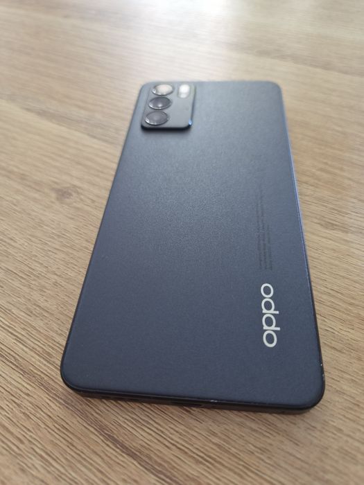 Smartfon OPPO Reno 6 8/128GB 5G 6.43" 90Hz.