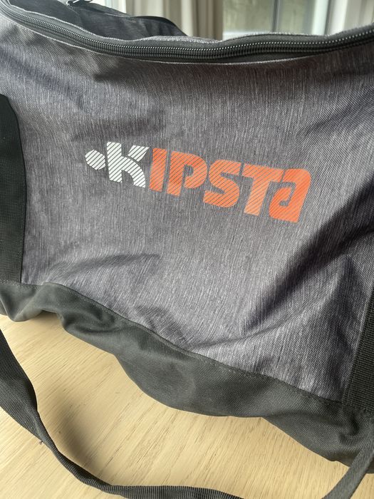 TORBA 85L. Na siłkę:1 kieszen i 3 boczne - super lekka!, stan idealny!