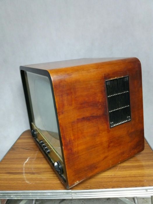 telewizor szafir antyk