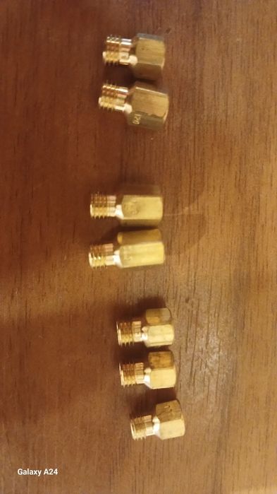 Інжектор для газової плити та шланг для газу і води