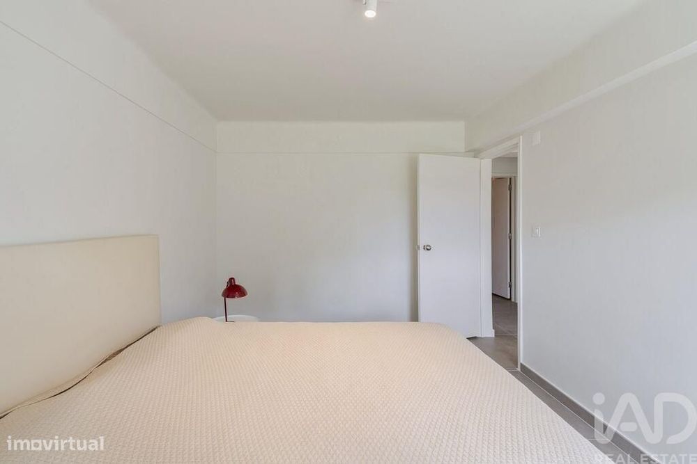 Apartamento T2 em Carnide