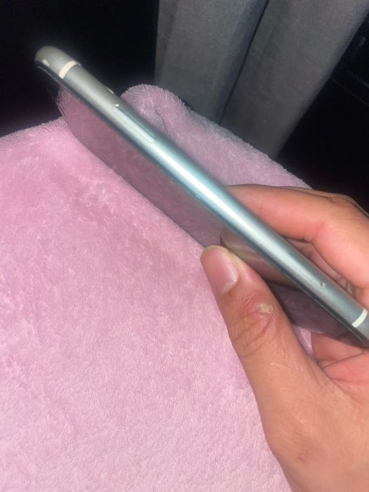 Estou vendendo iPhone 11 normal