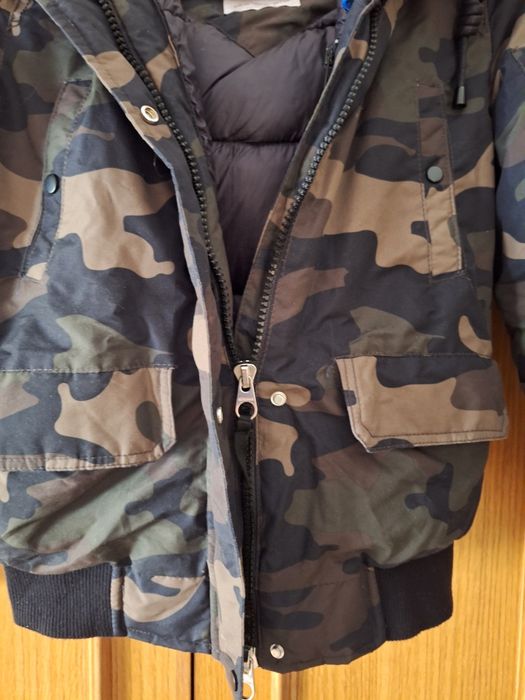 Casaco com Capuz BERSHKA T: XS