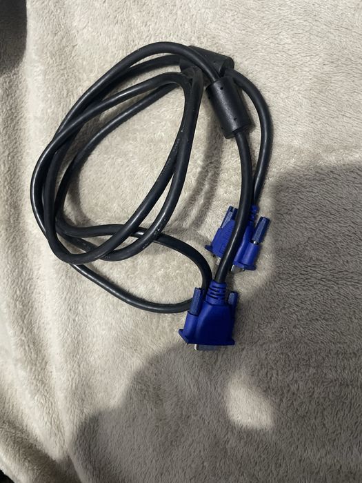 Cabos VGA Azul e Creme