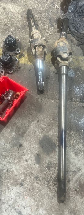 zwolnica most przedni atak Jcb 3cx 4cx ładowarka clark spicer carraro