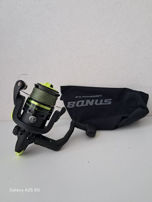 Катушка спінінгова флагман бонус 2000