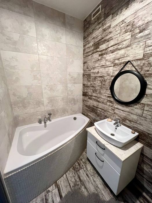 Продаж стильної студії на проспекті Миру