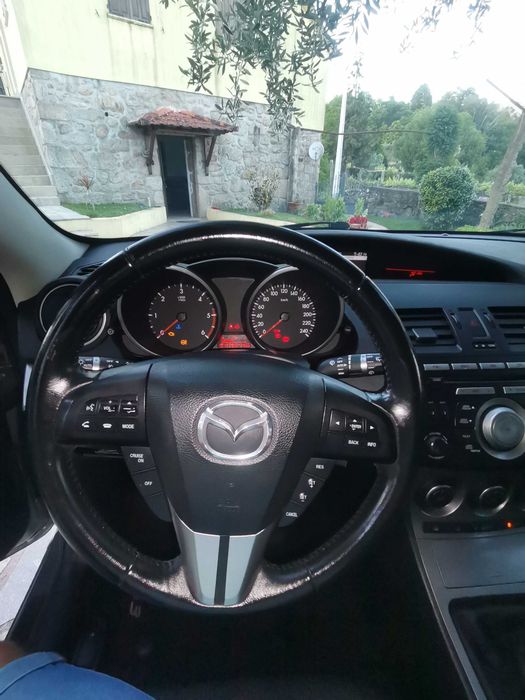 Vendo Mazda 3 1.6 MZ-CD SPORT