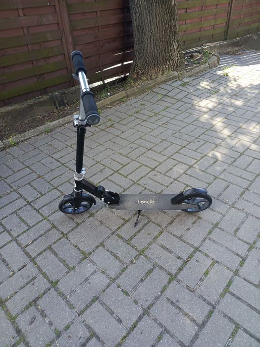 Duża hulajnoga Lionelo
