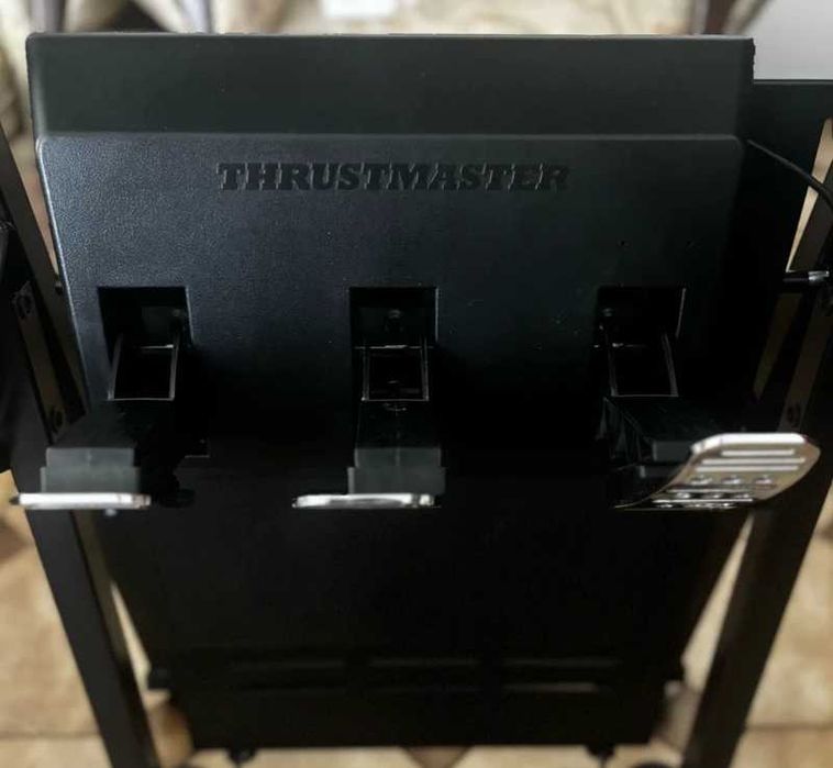Thrustmaster T150 Pro Force Feedback + Pedais T3PA – PS5/PS4/PS3/PC