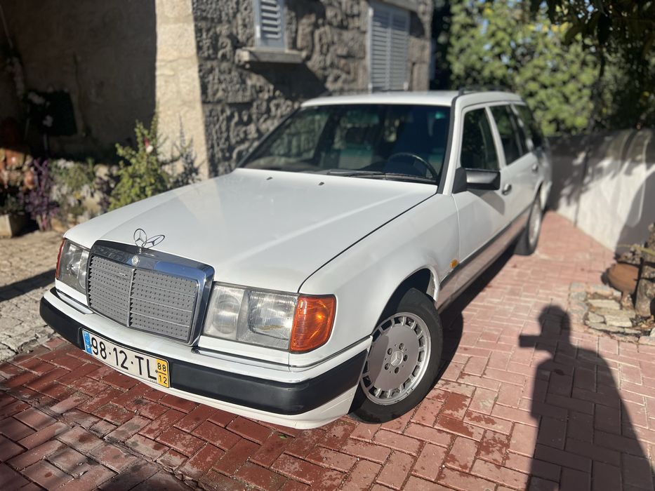 Mercedes 250 TD (S124)