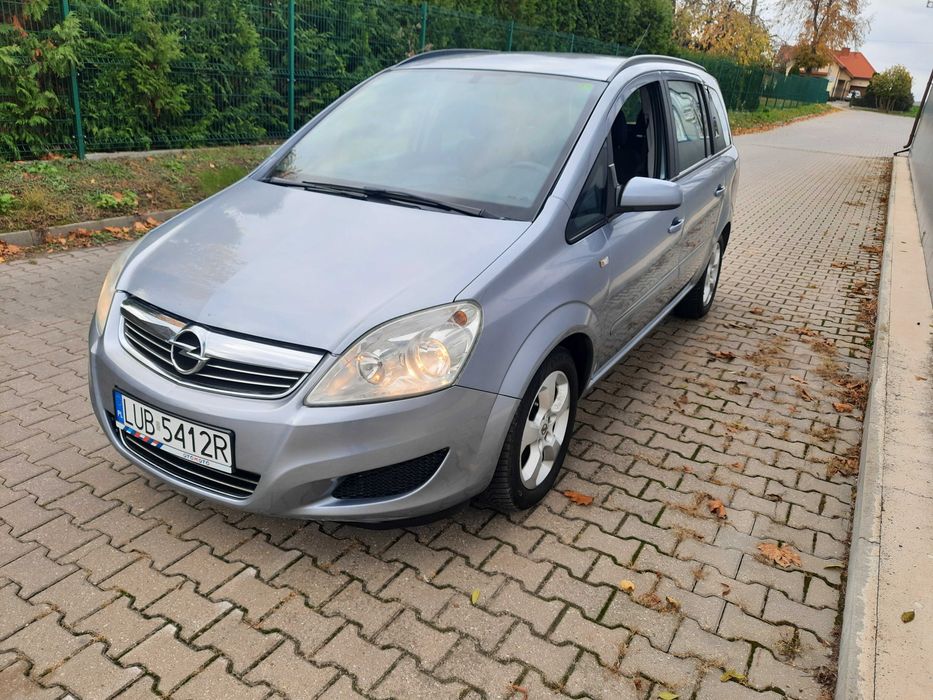 Wyprzedaż 1.6 benzyna 7 osobowy ważne opłaty